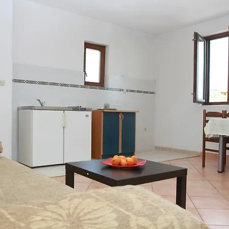 Apartments Sanader Apartment Okrug Gornji