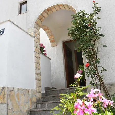 Apartmán Sanader Okrug Gornji